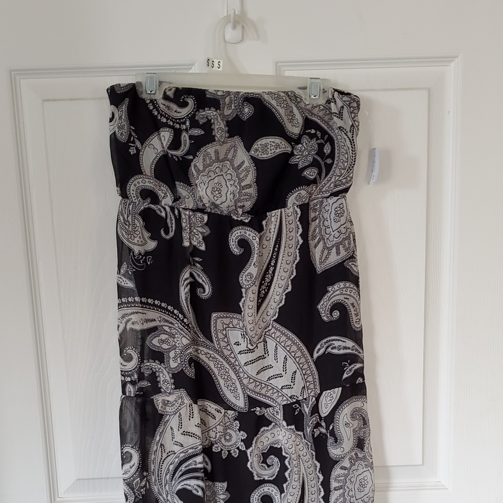 Long, strapless dress